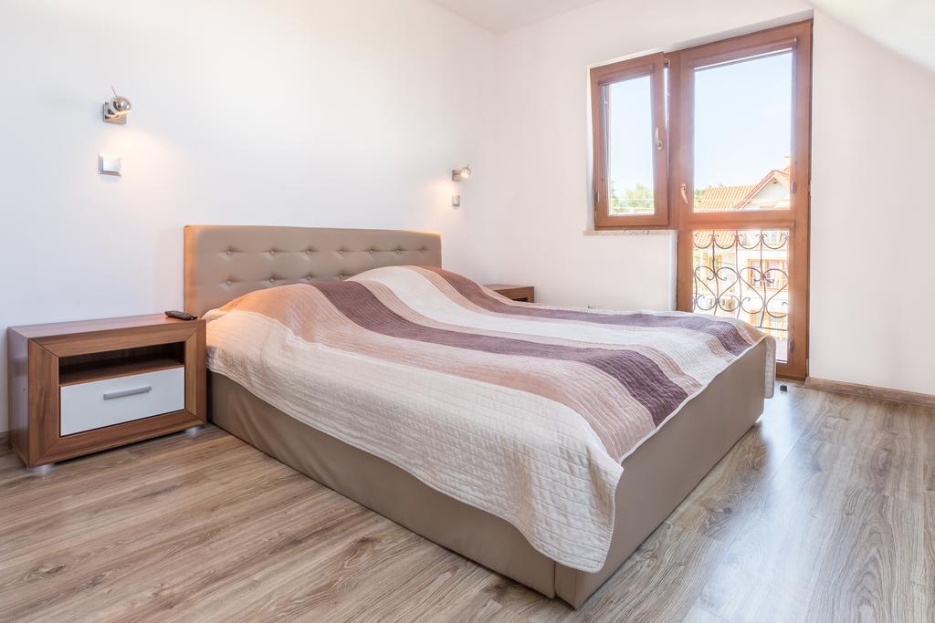 Amelia Appartement Krynica Morska Buitenkant foto